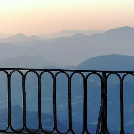 Au Bregnat Vue Du Mont Ventoux Bedoin